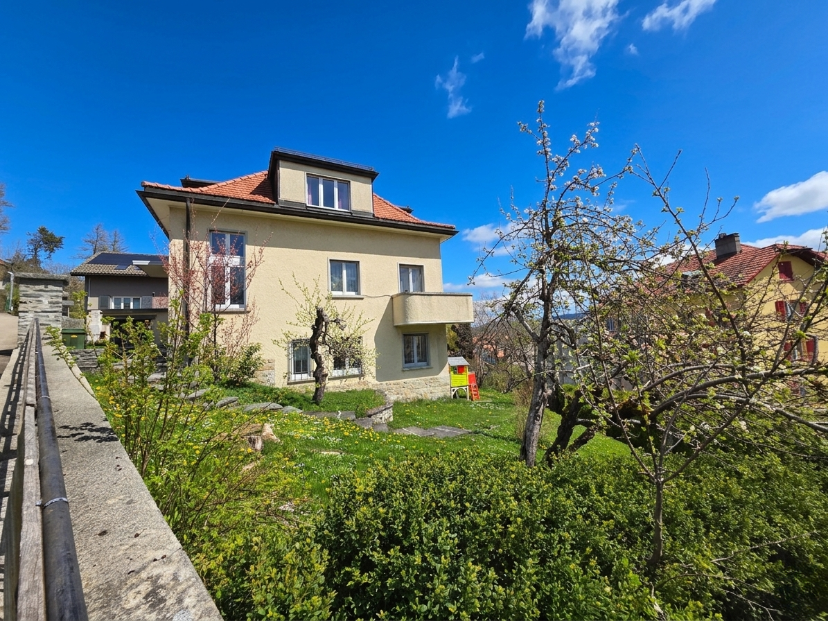 Villa familiale de caractère à La Chaux-de-Fonds